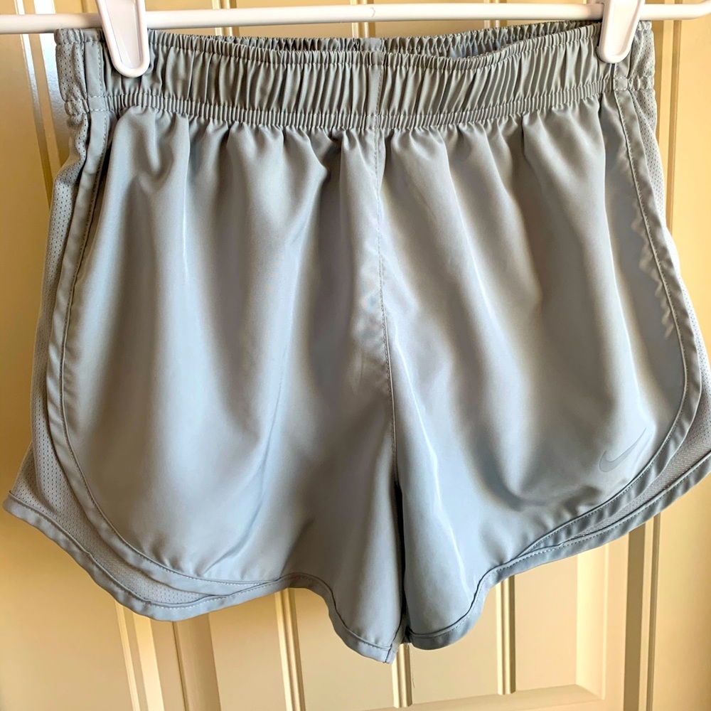 SOLD nwot nike dry fit running shorts